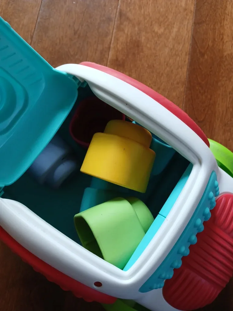 Clementoni Soft Clemmy Sensory Car image indicator(4)