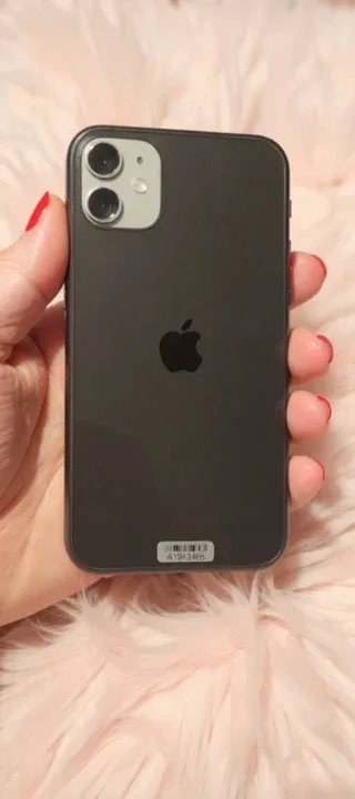 Apple iPhone 11 - Black
