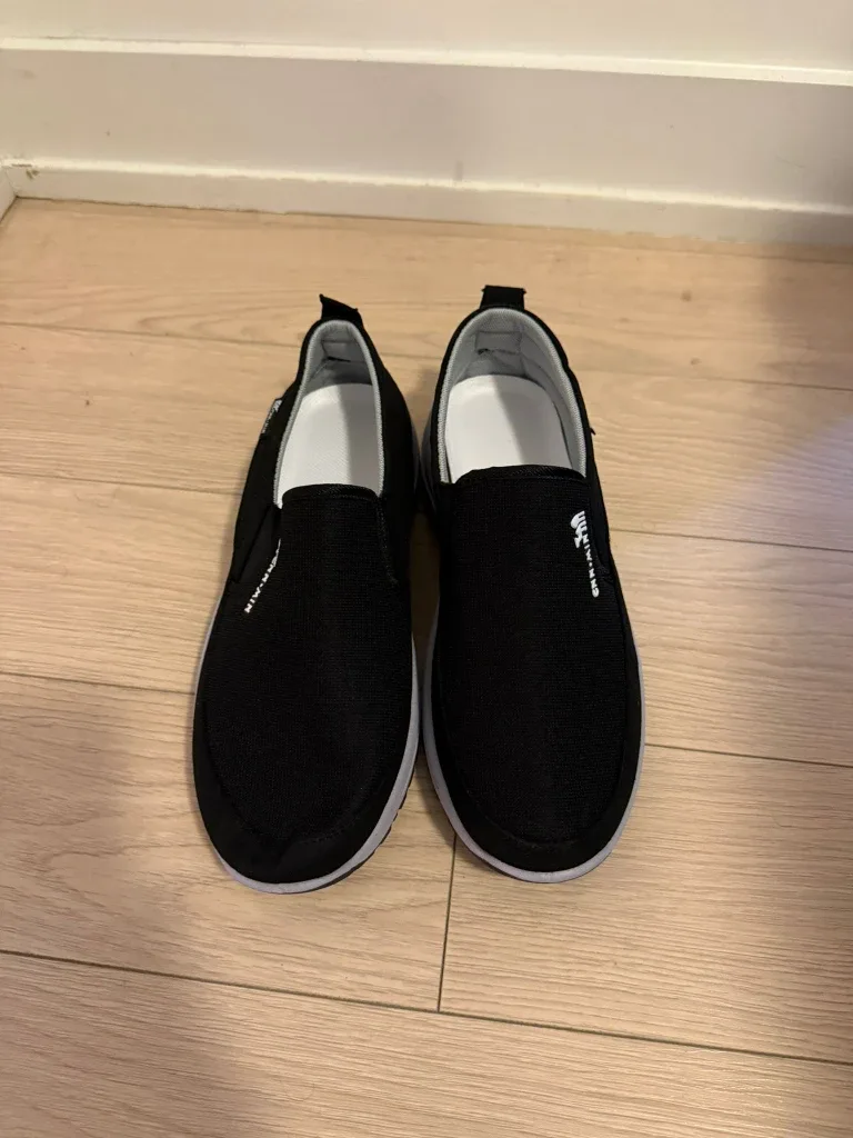 Black Slip-On Orthopedic Shoes - Size 43 image indicator(3)