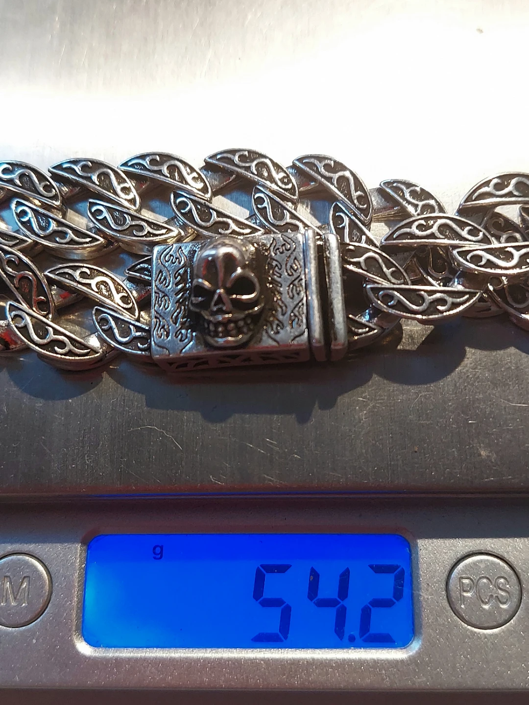 Skull Design Silver Bracelet - photo 2