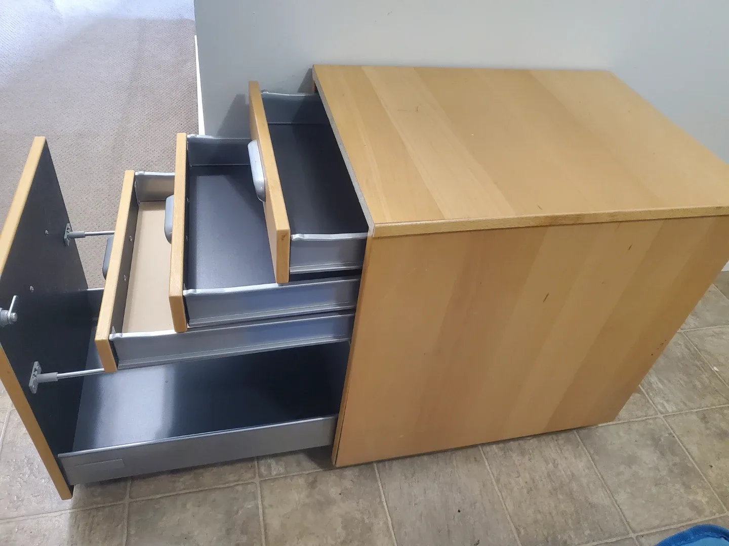 Wooden 4-Drawer Cabinet image indicator(5)