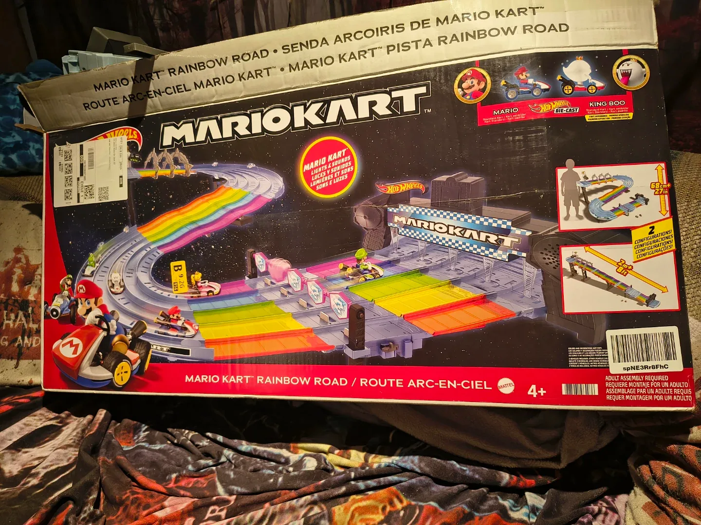 Mario Kart Rainbow Road Race Track - Mattel