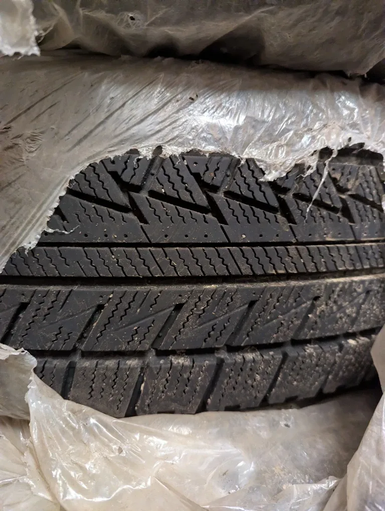 225/65R17 2009 Honda CRV image indicator(4)