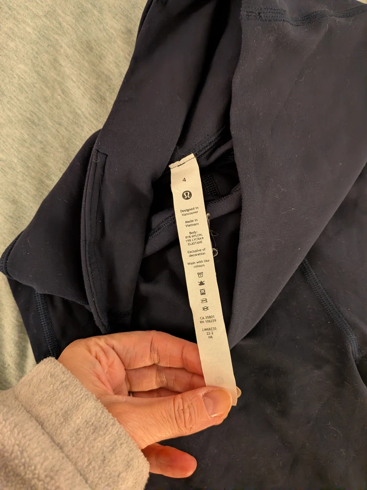 Lululemon Groove Super-High-Rise Crop 23" Size 4 - photo 3