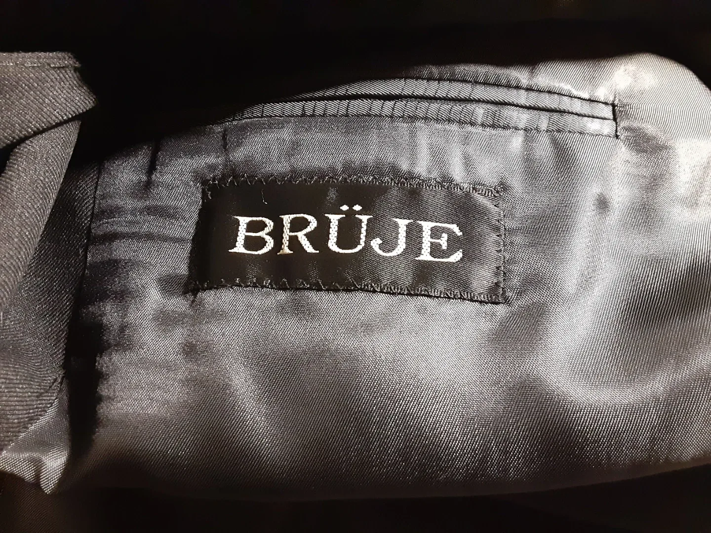 BRUJE - Men's Black Blazer | S: 42REG36 image indicator(9)