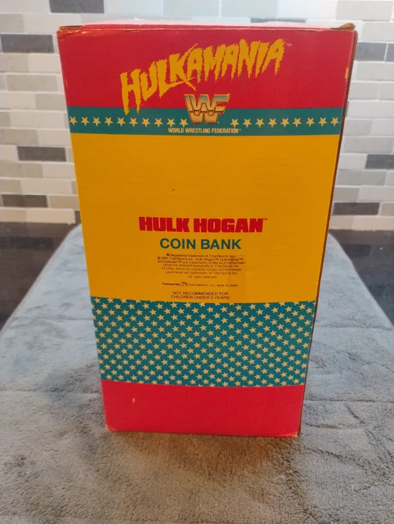 Vintage 1991 Hulk Hogan Titan Sports WWF Hulkamania Coin Bank image indicator(2)
