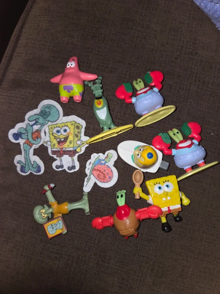 Mixed Toys Bundle: Sonic, Tom & Jerry, Peppa Pig, Hot Wheels image indicator(3)