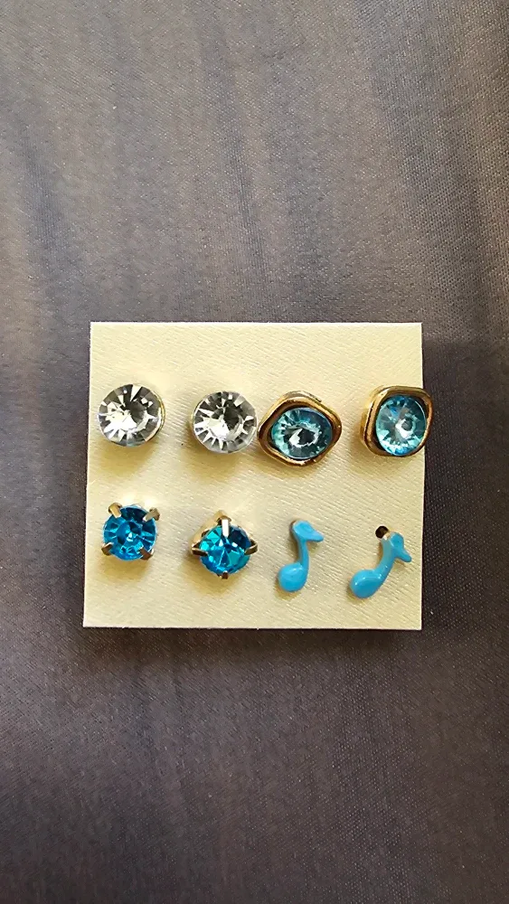 Stud Earrings Set