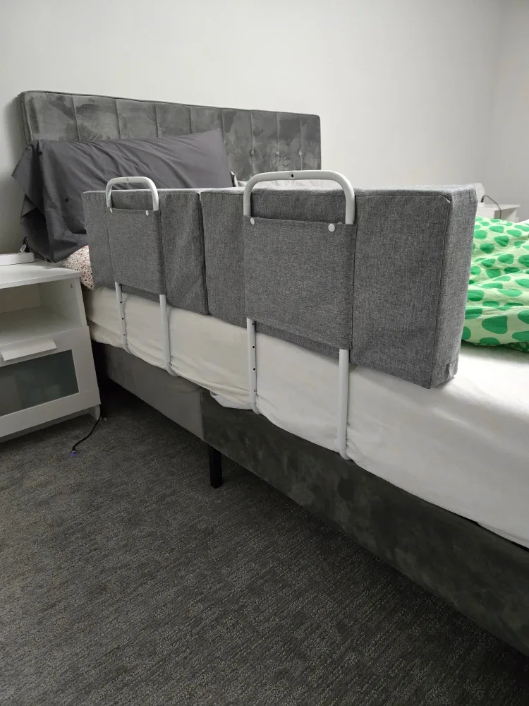 Bed Rail Bumper - Grey image indicator(2)