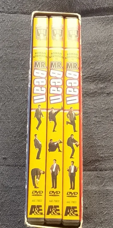 Mr. Bean: The Whole Bean 3 DVD Set image indicator(4)