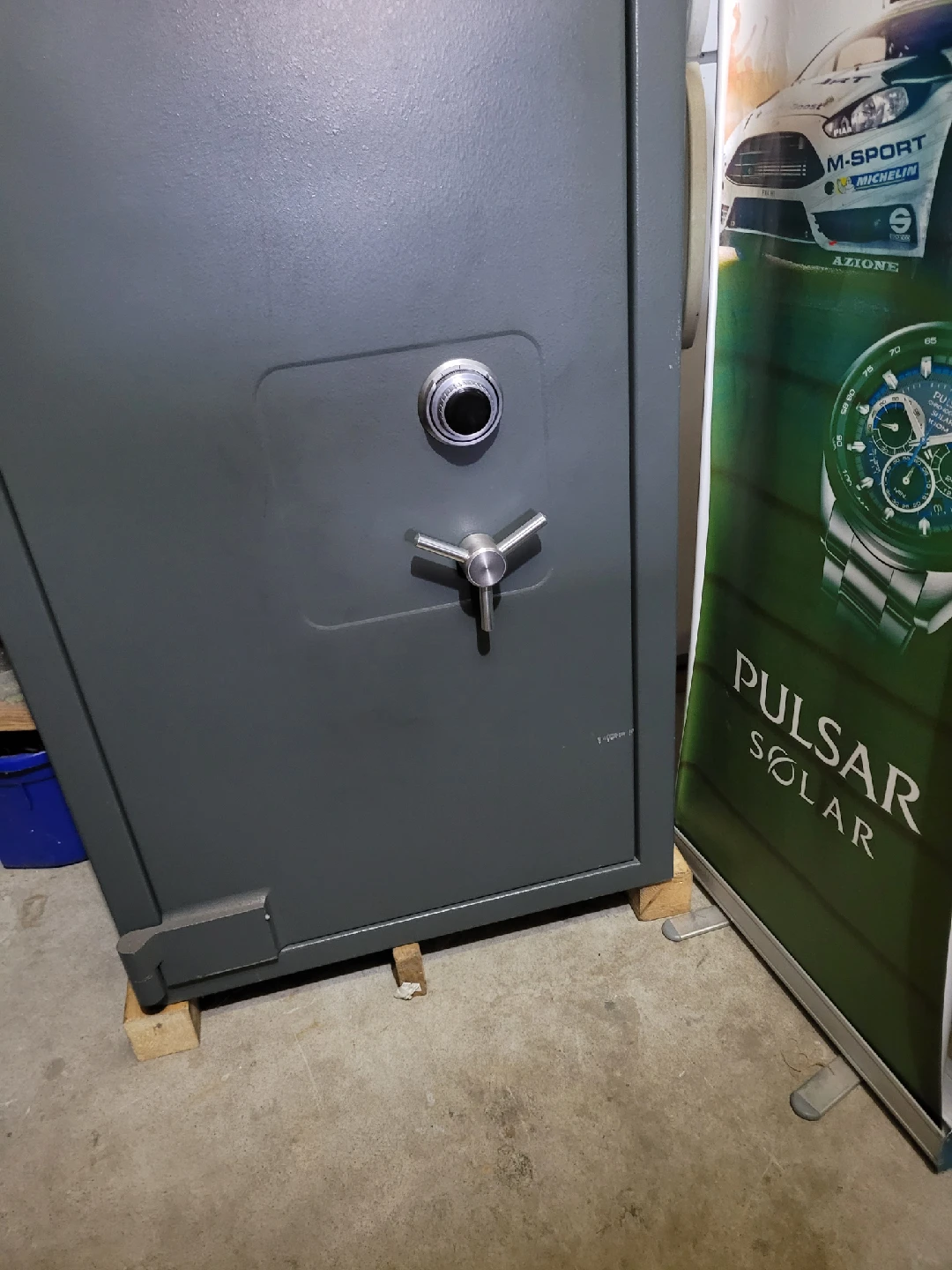 SAFE BOX