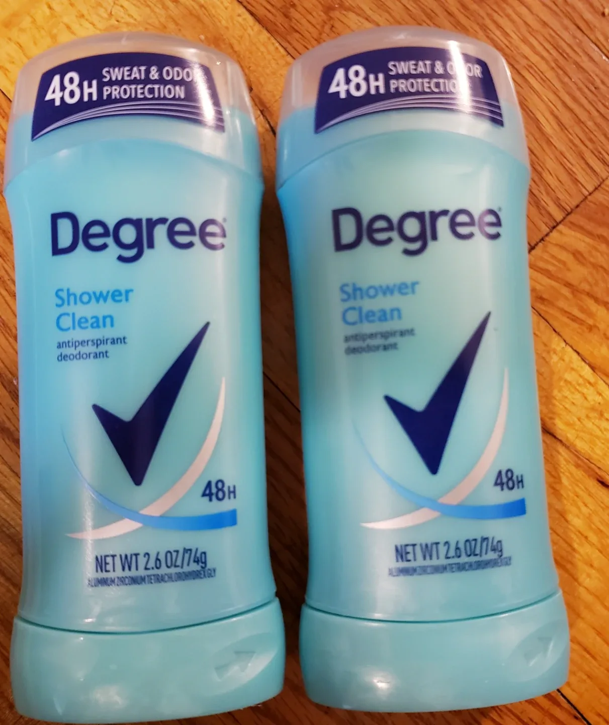 Degree Shower Clean Antiperspirant Deodorant 2.6 oz image indicator(2)