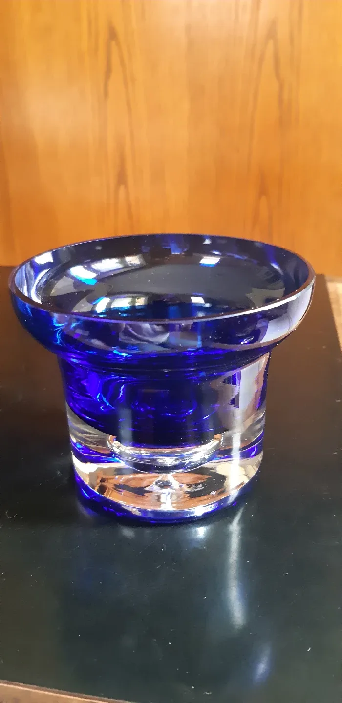 2 Gorgeous Candle Holders image indicator(3)