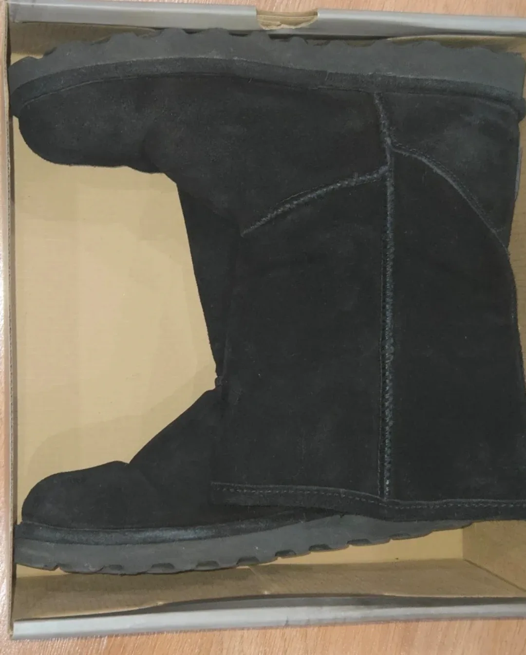 Bearpaw Elle Short Women's Boots - Size 10