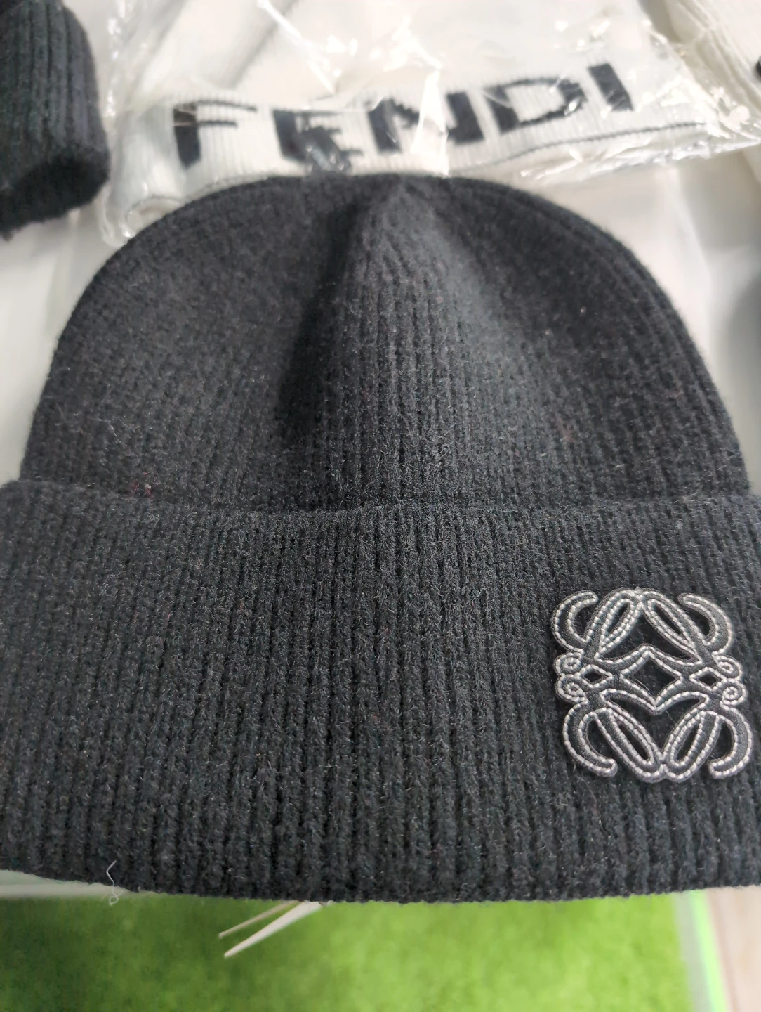Loewe Beanie - White - photo 3