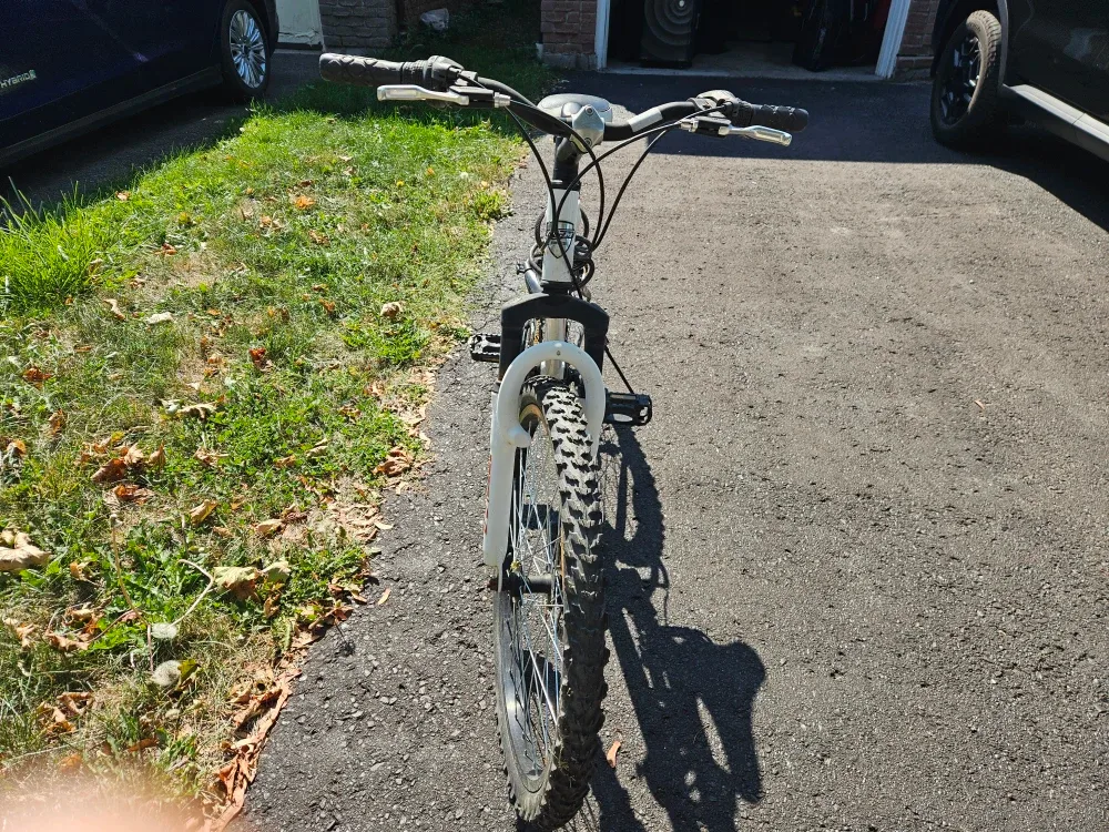 CCM Alpine Mountain Bike image indicator(2)