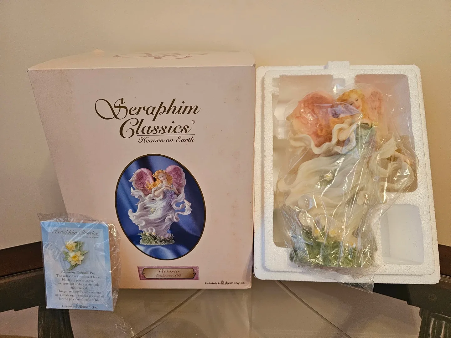 Seraphim Classics Victoria Embrace Life Figurine