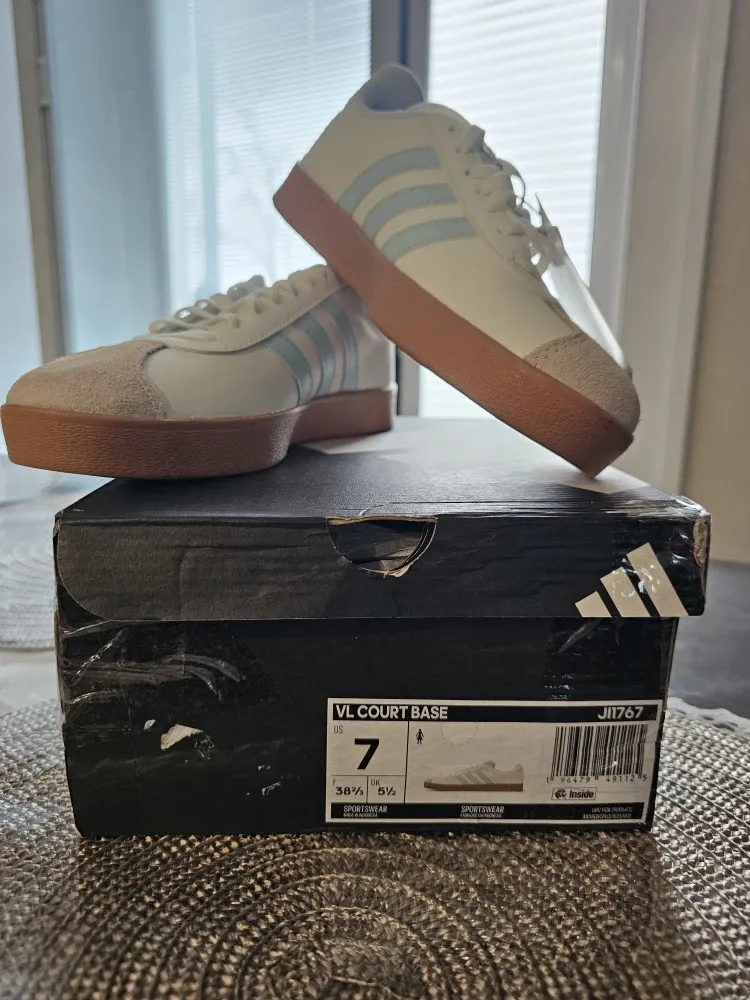 Adidas VL Court Base Shoes - Size 7 - New