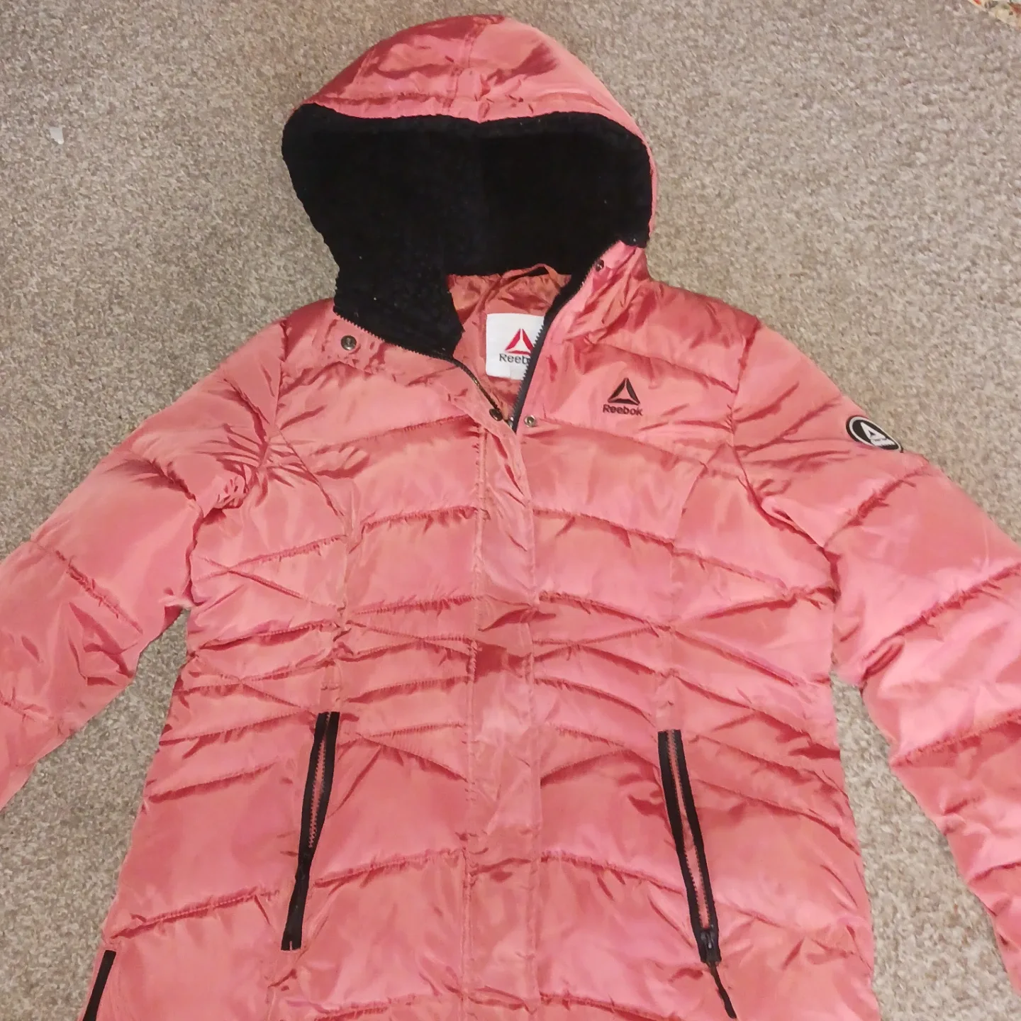 Reebok Puffer Jacket - Size L image indicator(2)