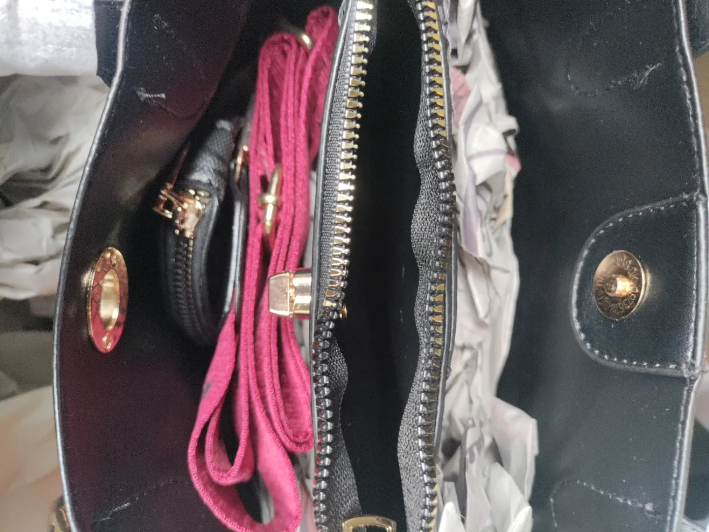 Coach Peanuts Satchel with Snoopy Coin Case image indicator(2)