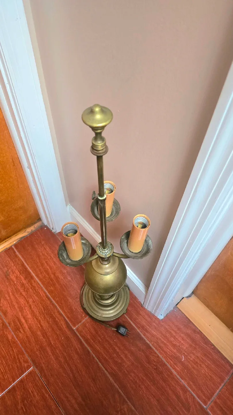 Vintage Brass Candlestick Floor Lamp image indicator(3)
