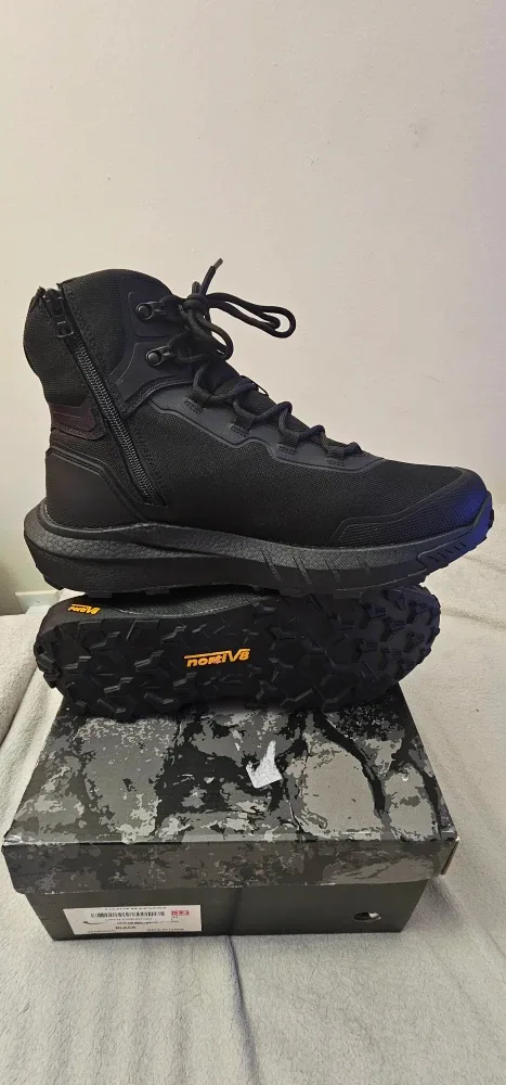 New in box Nortiv Black Hiking Boots image indicator(2)