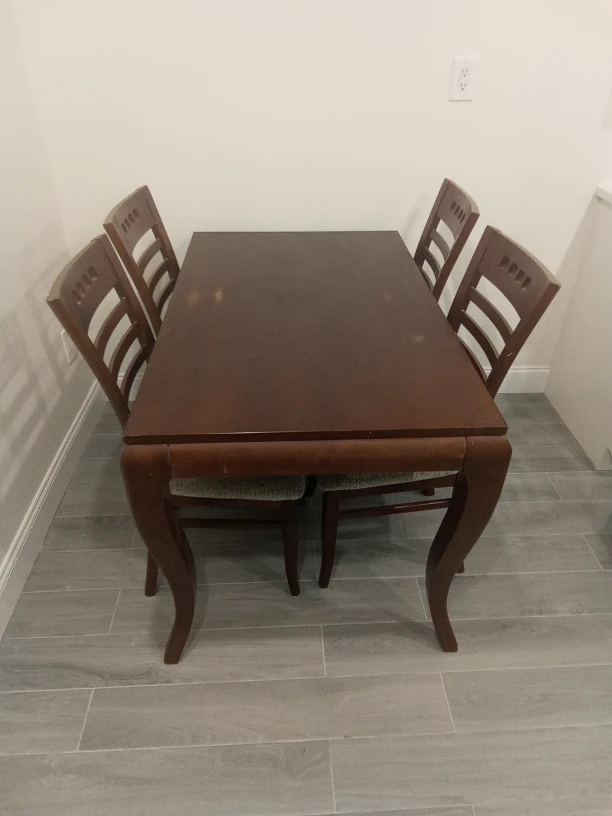 Kitchen table and 4 chairs - photo 4