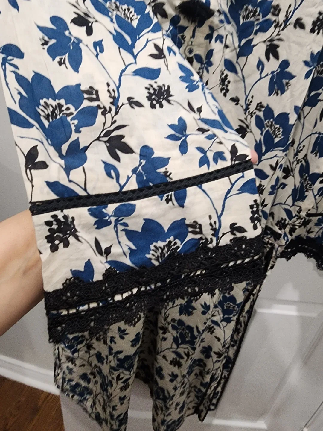 New J.  lawn  2pc  Kurta shirt  with dupatta size XXL image indicator(3)