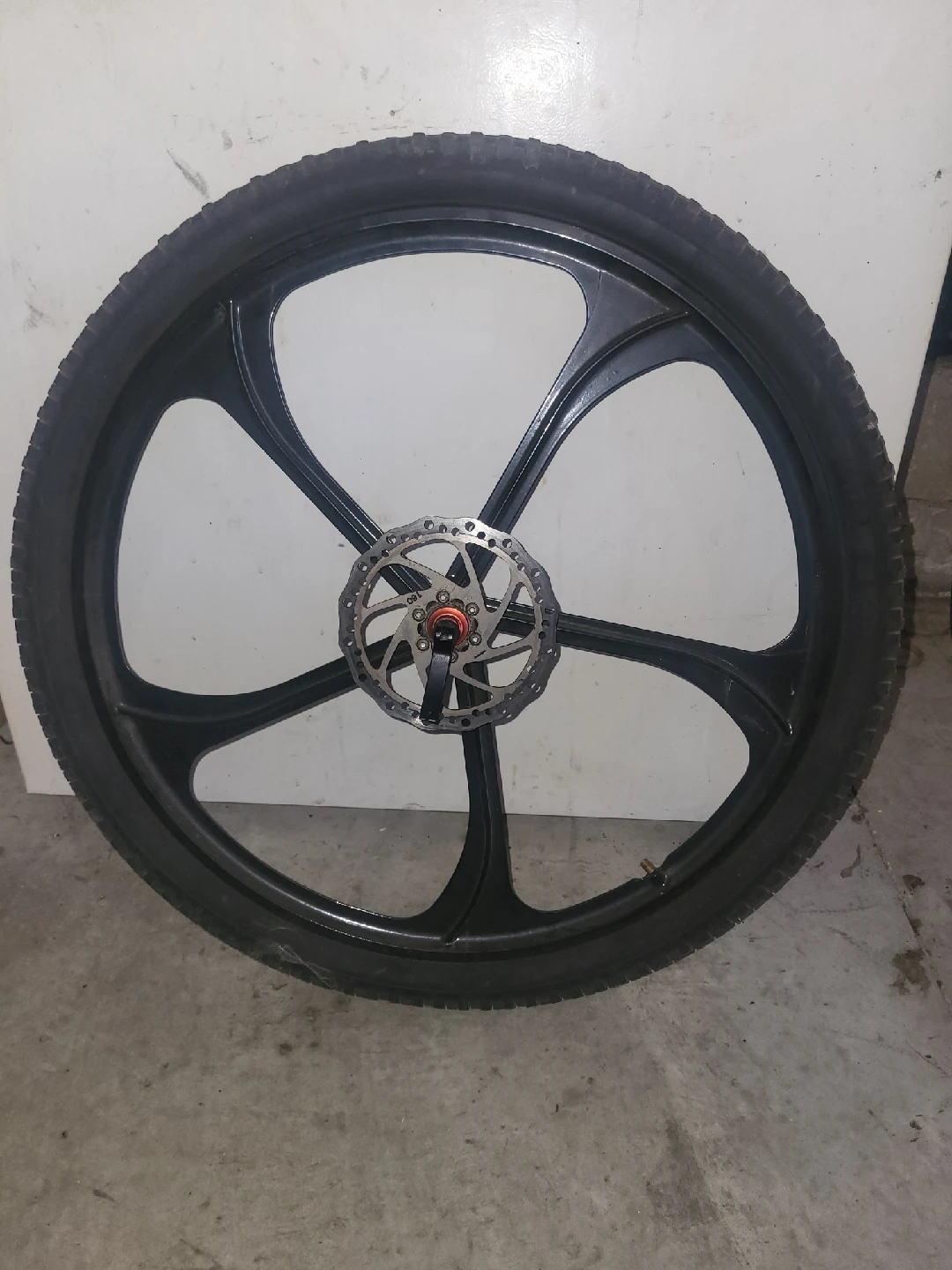 Black Bicycle Wheel with Disc Brake