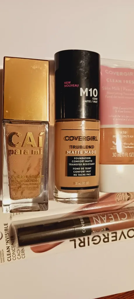 NEW !!!Covergirl & Cai Foundation Bundle of 4