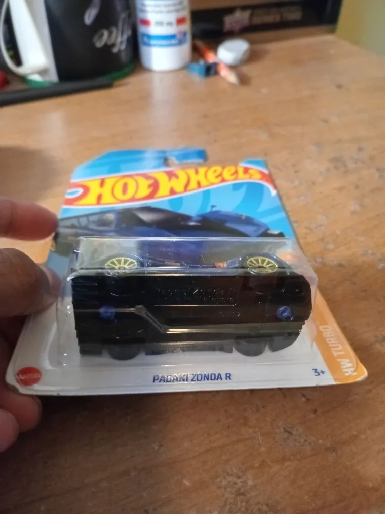 Hot Wheels Toy Car: Pagani Zonda HW Turbo image indicator(3)