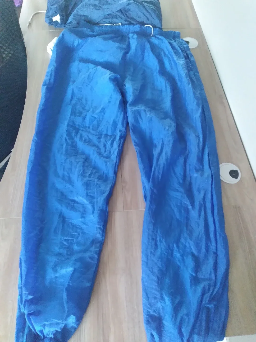 Vintage windbreaker track stuff image indicator(2)