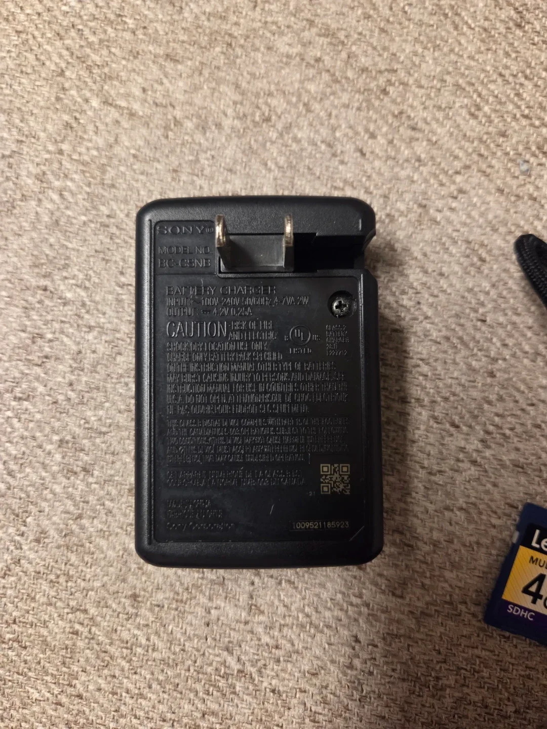 Sony Cyber-shot DSC-W350 14.1MP Digital Camera image indicator(8)