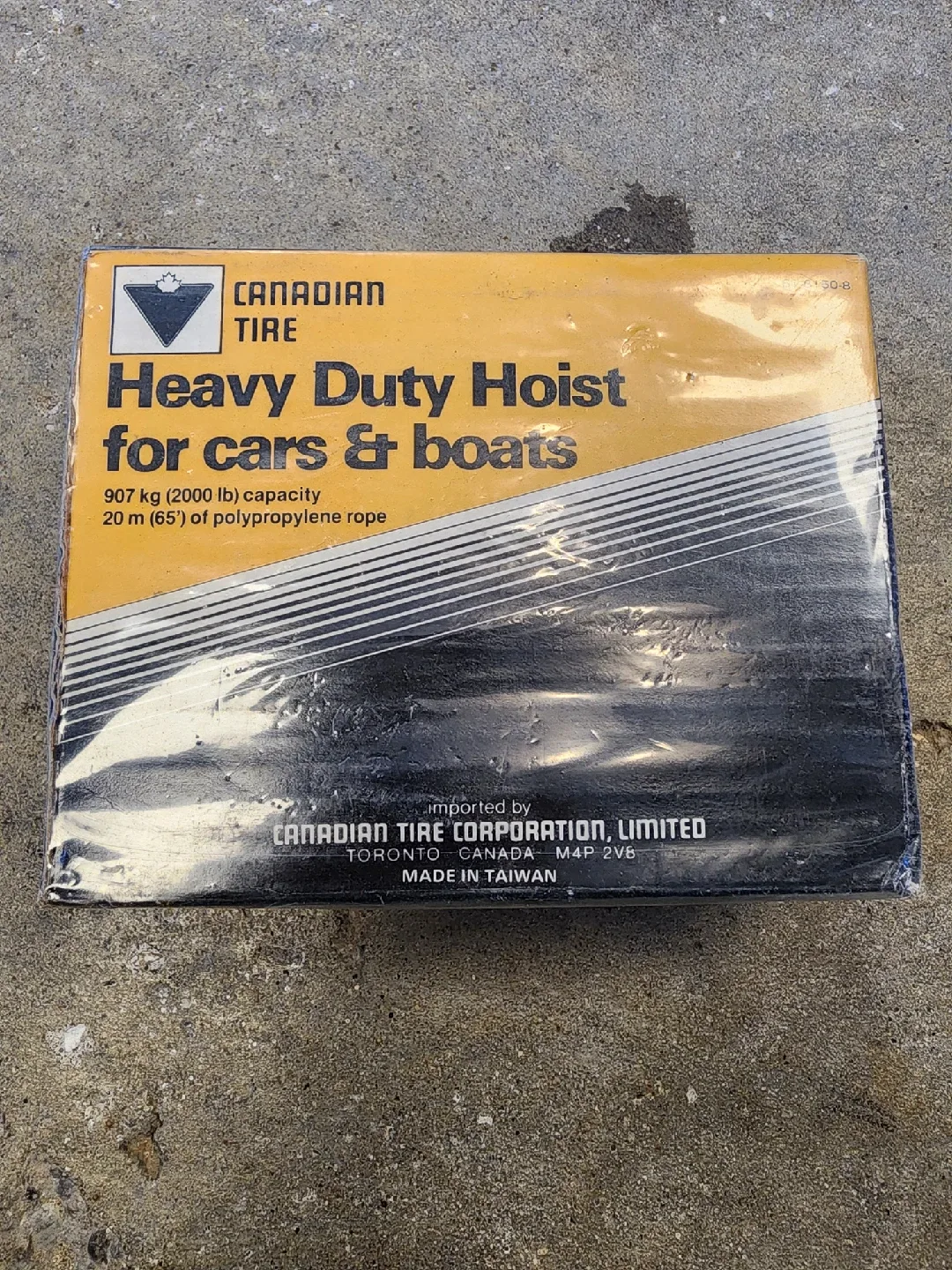 Canadian Tire Heavy Duty Hoist for Cars & Boats