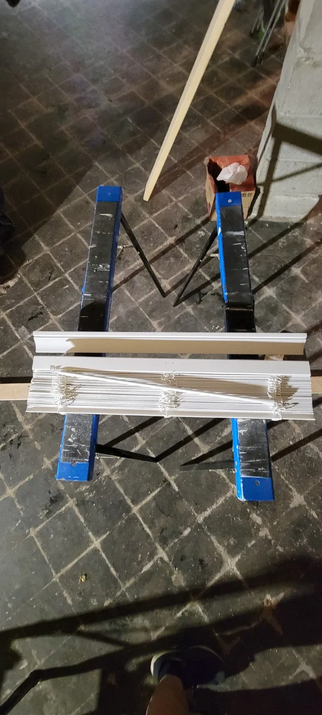 Levolor White Window Blinds image indicator(2)