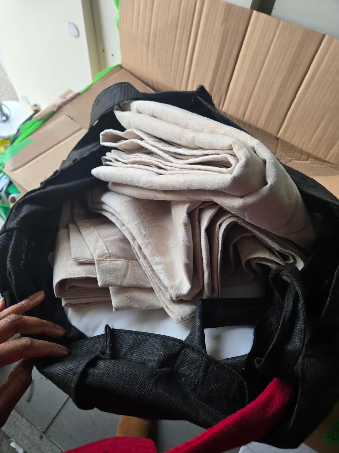 Household Items - EVERYTHING MUST GO! WED, Nov. 26th image indicator(9)