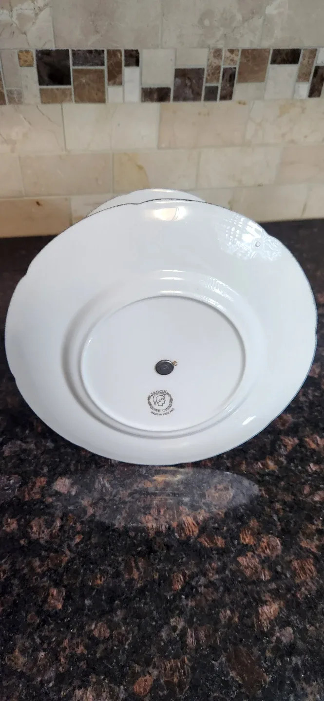 Vintage Floral Two-Tier Cake Stand image indicator(6)