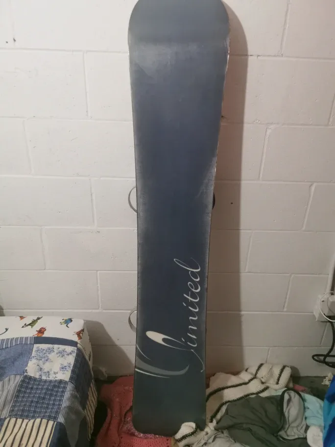 Rome Limited Snowboard with Bindings image indicator(2)