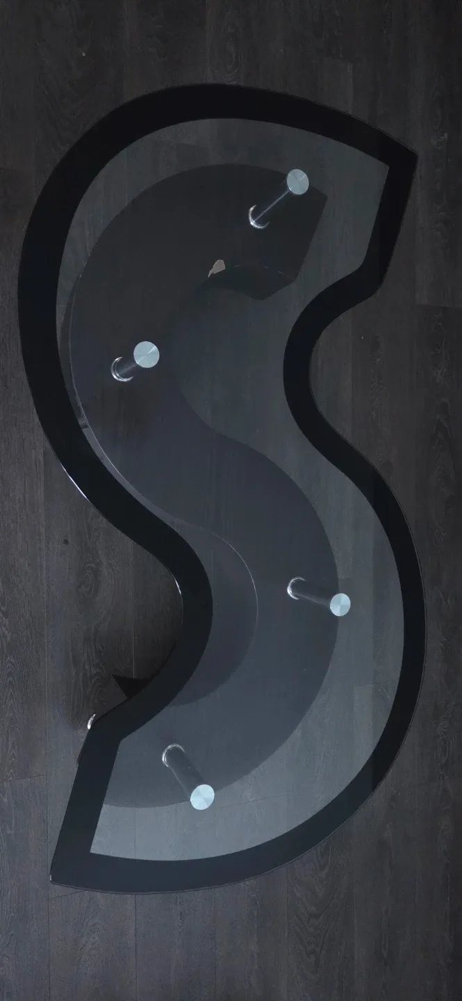 Unique Glass Coffee Table image indicator(2)