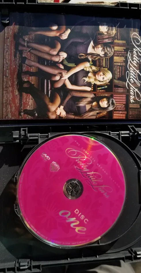 ☆☆☆ PRETTY LITTLE LIARS DVD SEASONS 1-5 ☆☆☆ image indicator(6)