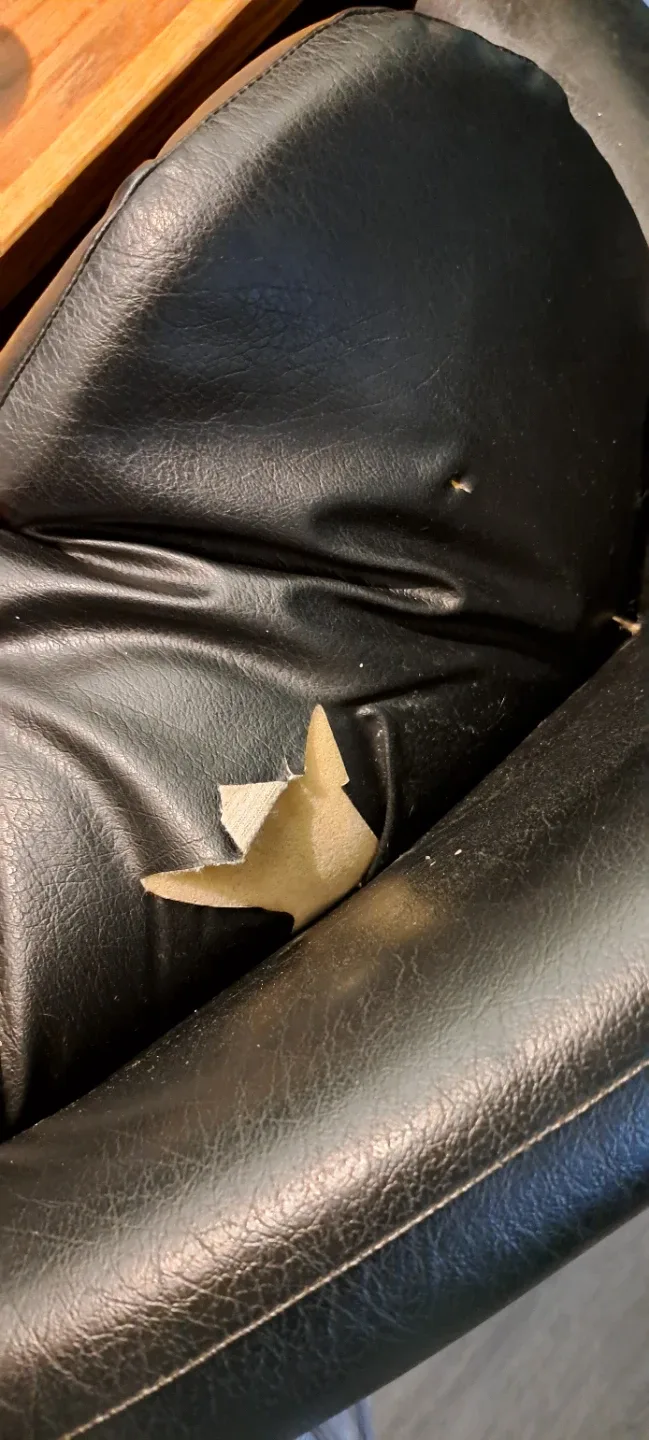 Black Leather Swivel Chair 🥕 image indicator(4)