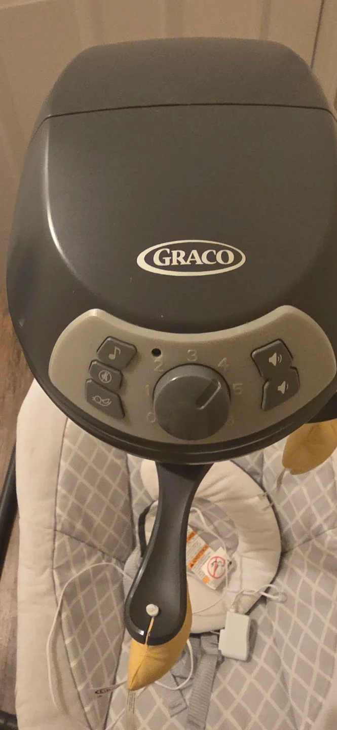 Graco Baby Swing with Vibration image indicator(3)