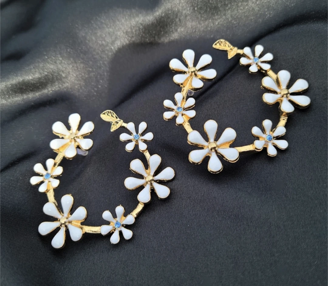 Flower Hoop Earrings - White & Gold