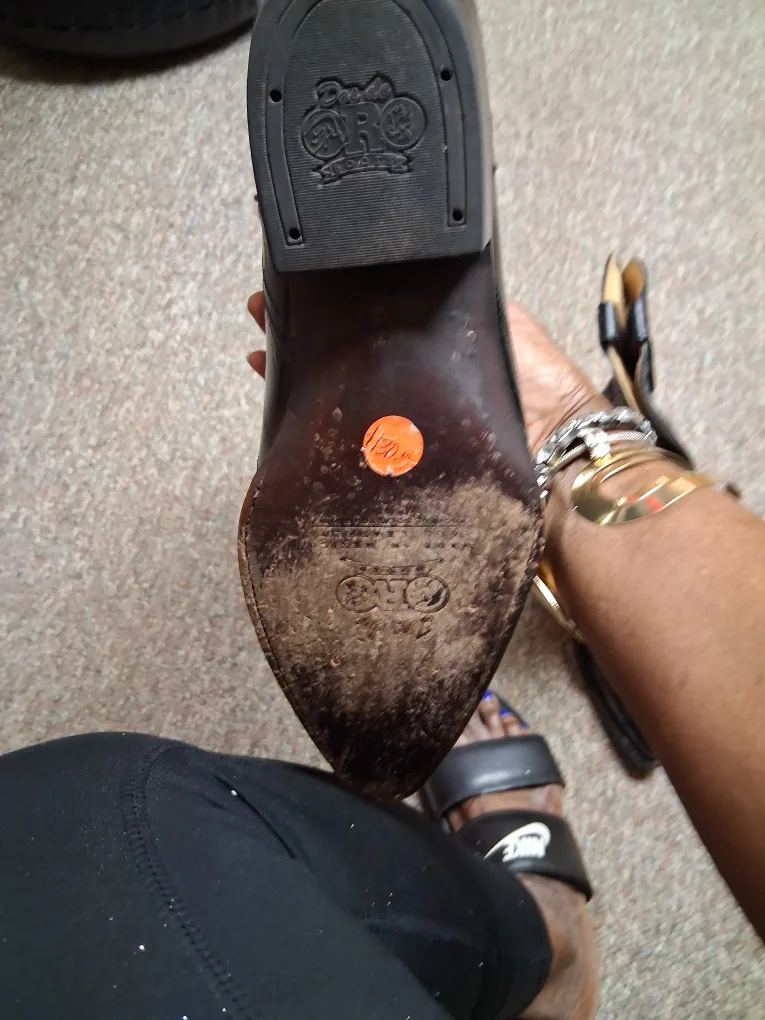 Black Cowboy Boots image indicator(4)