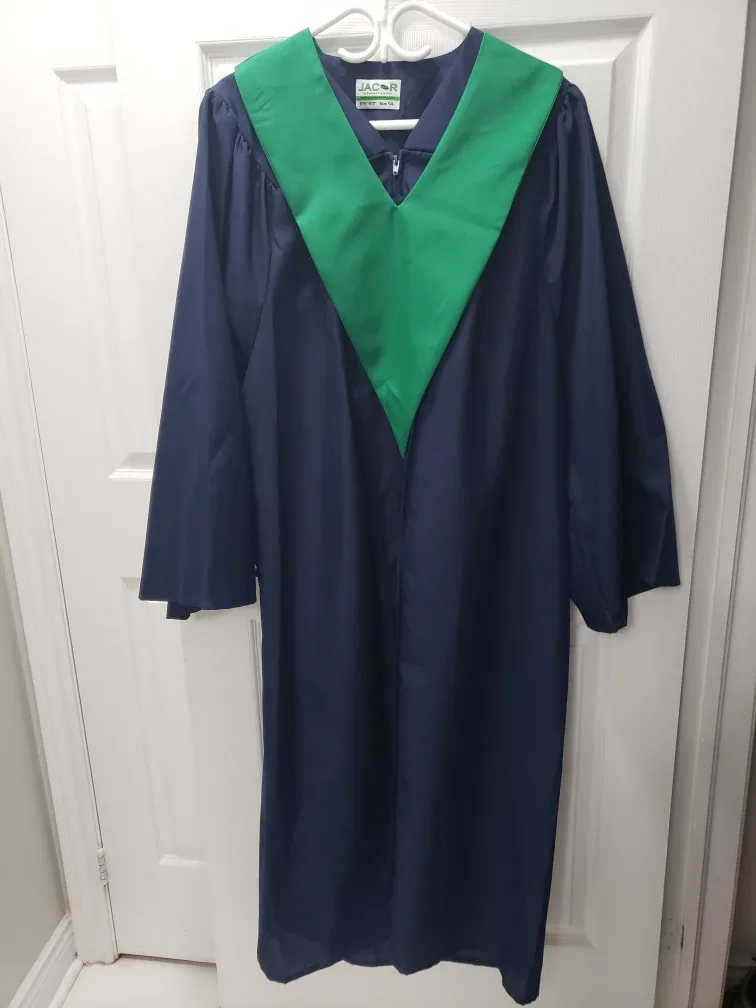 Jacor Graduation Gown - Size 54 with cap