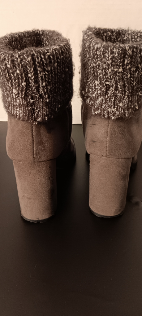 CIRCUS Tanny beige Suede Ankle Booties sz 8.5 - photo 5