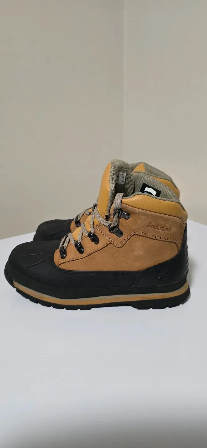 Timberland Boys' Boots Size 6