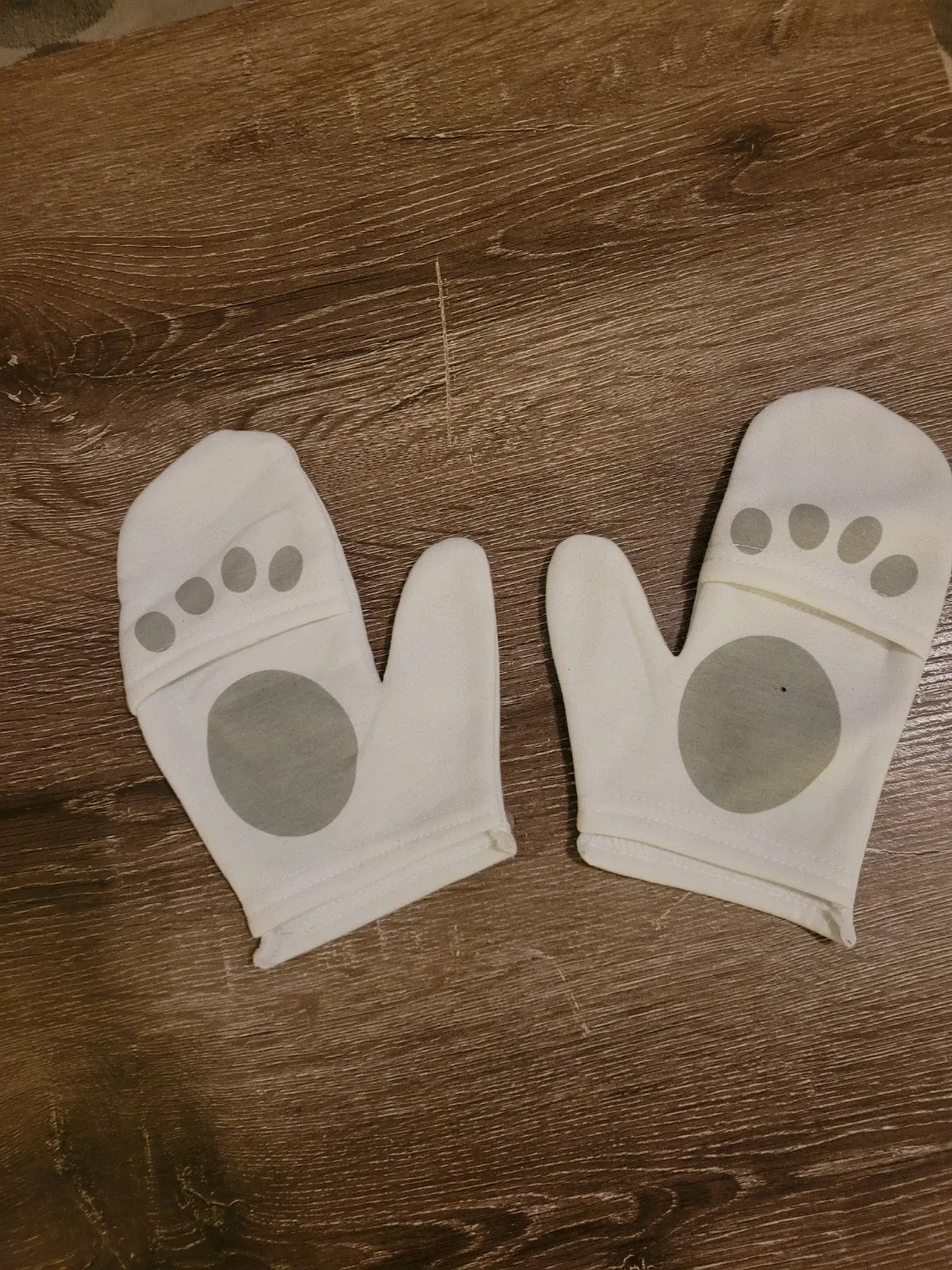 Bluemotes L/G White Christmas Bear Hoodie & Mittens image indicator(5)