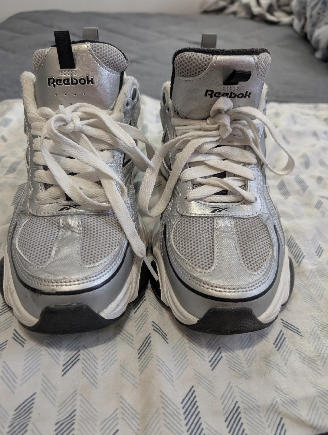 Reebok Silver Sneakers - photo 4
