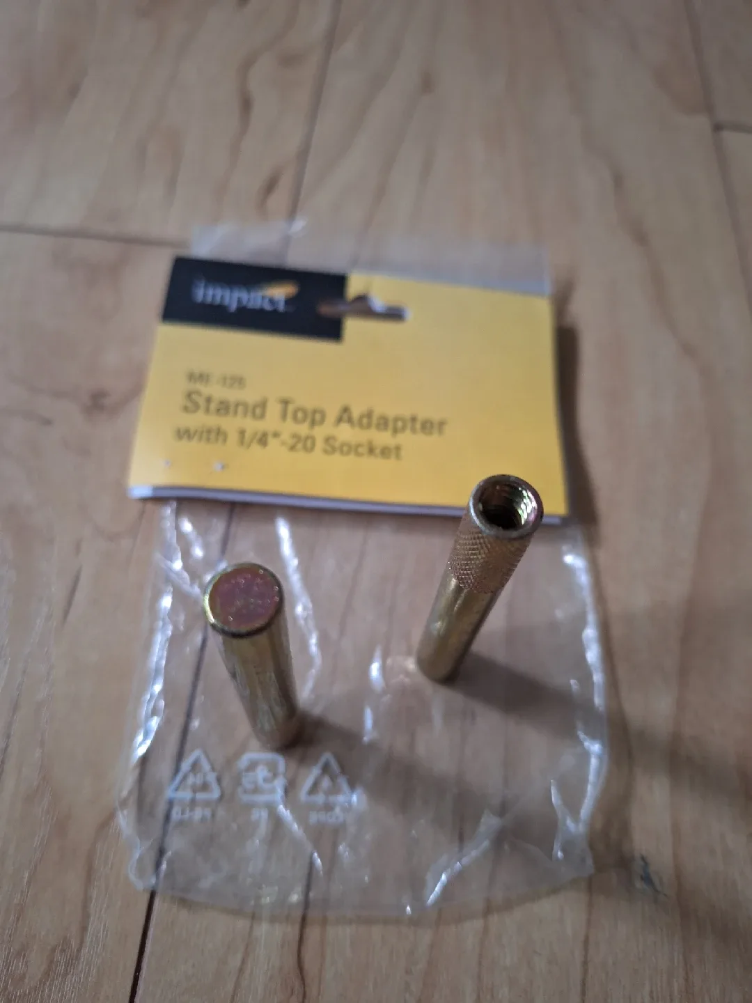 Impact Stand Top Adapter with 1/4"-20 Socket - New image indicator(2)